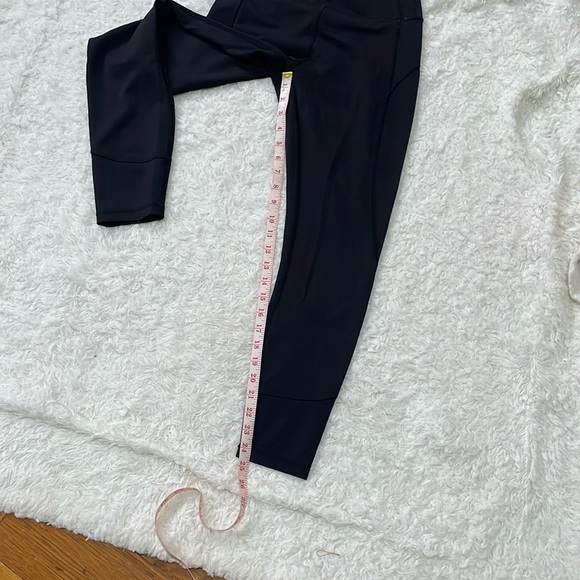 Lululemon Black Athletic leggings - Picture 11 of 13